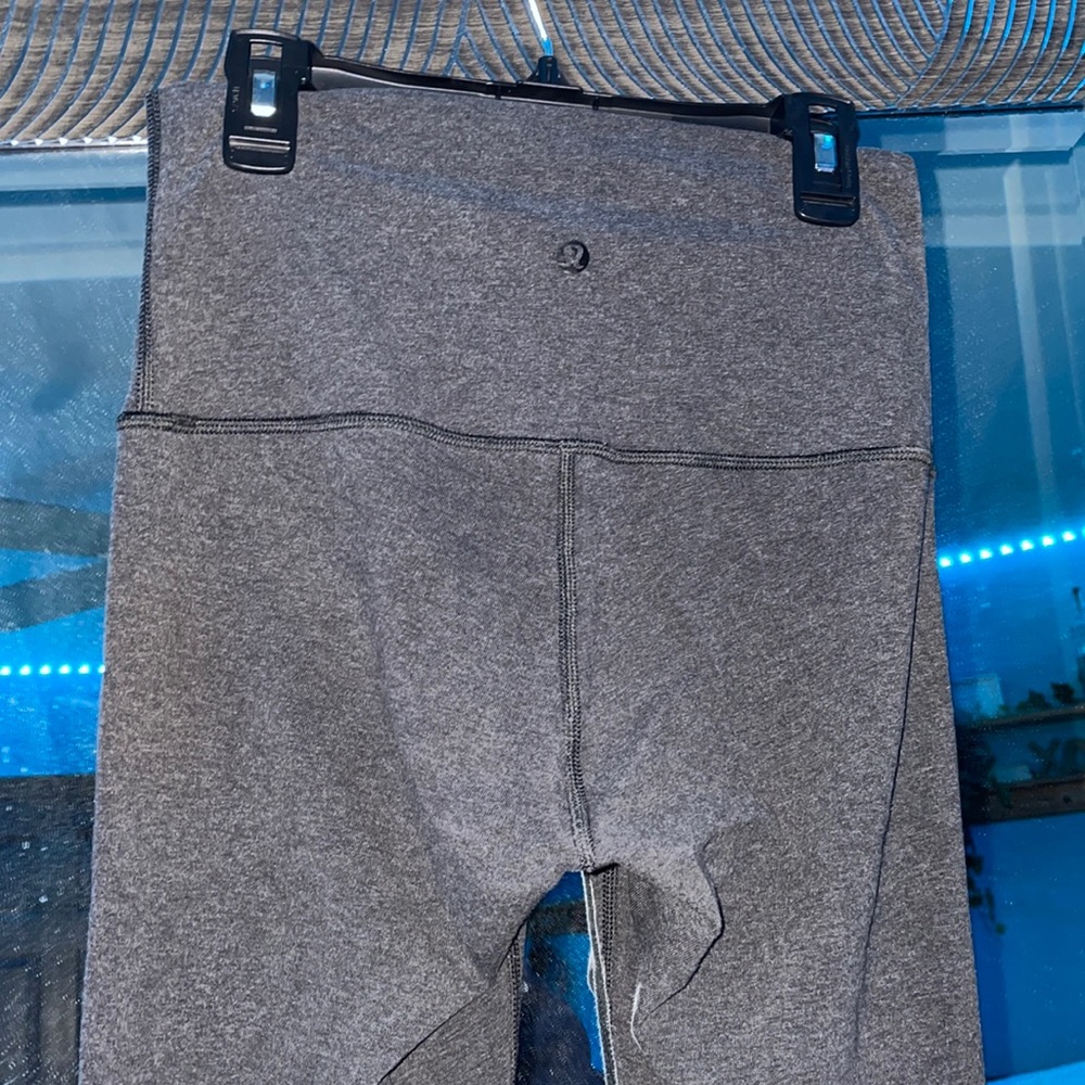 Lululemon gray leggings size 6